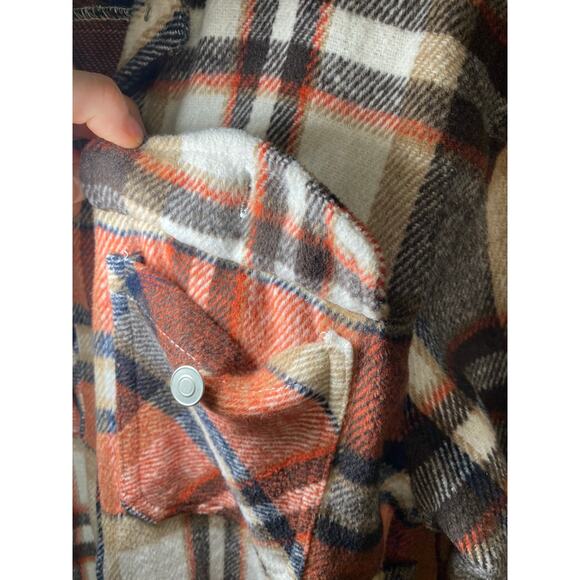 Cozy Flannel button up Jacket - Size S - Picture 6 of 8